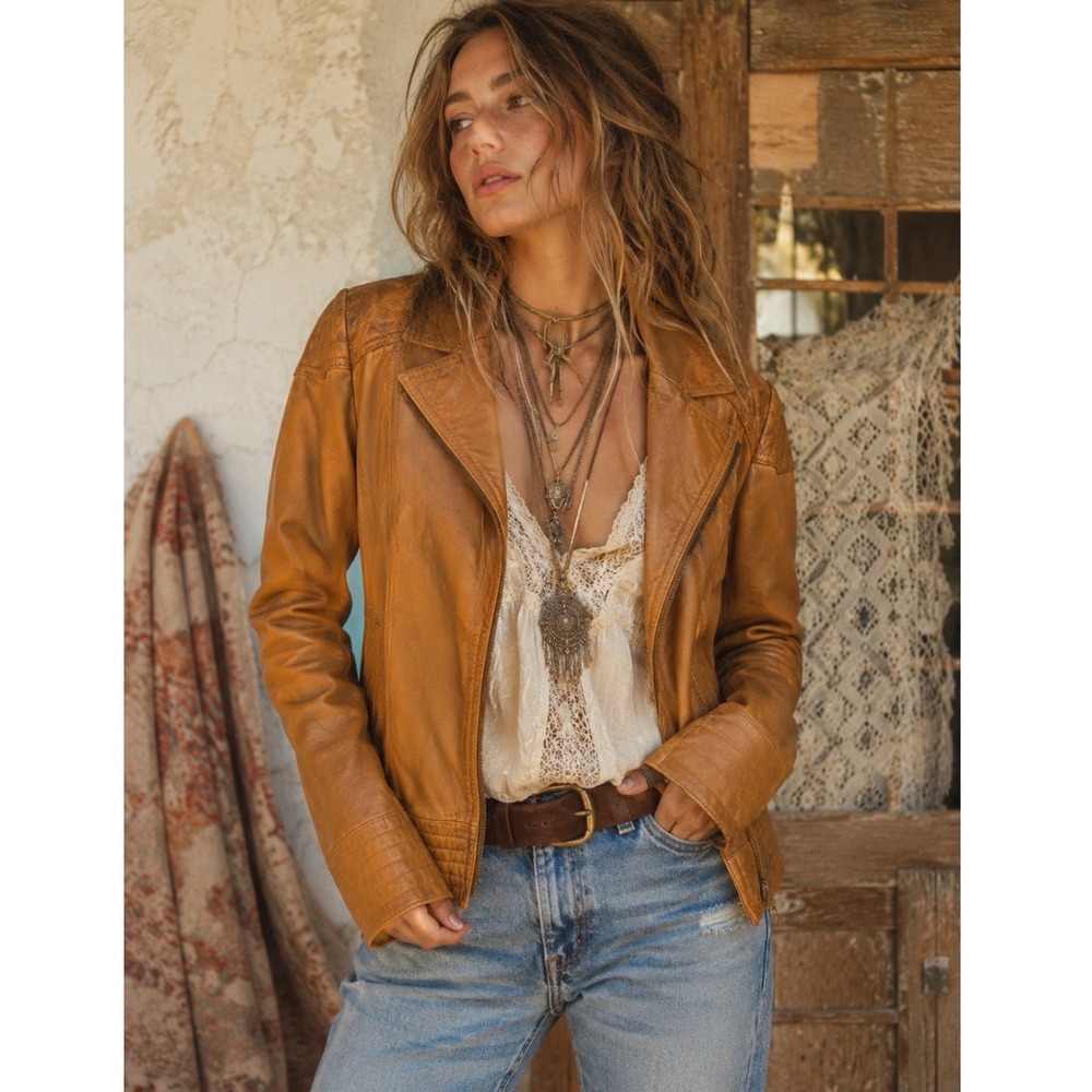 Guess Los Angeles Tan Genuine Leather Moto Jacket Quilted Biker Womens Medium
